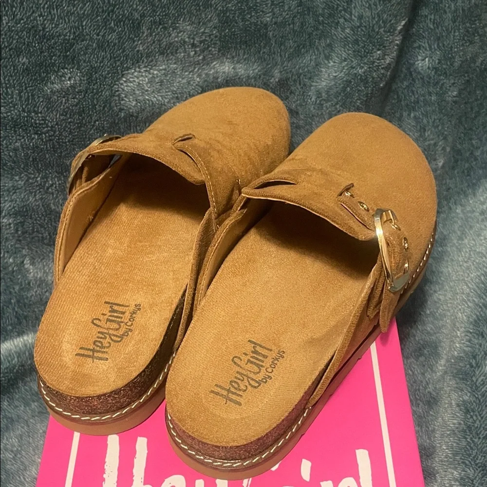 Hey Girl Slides Size 7. For girls or women - Picture 2 of 8